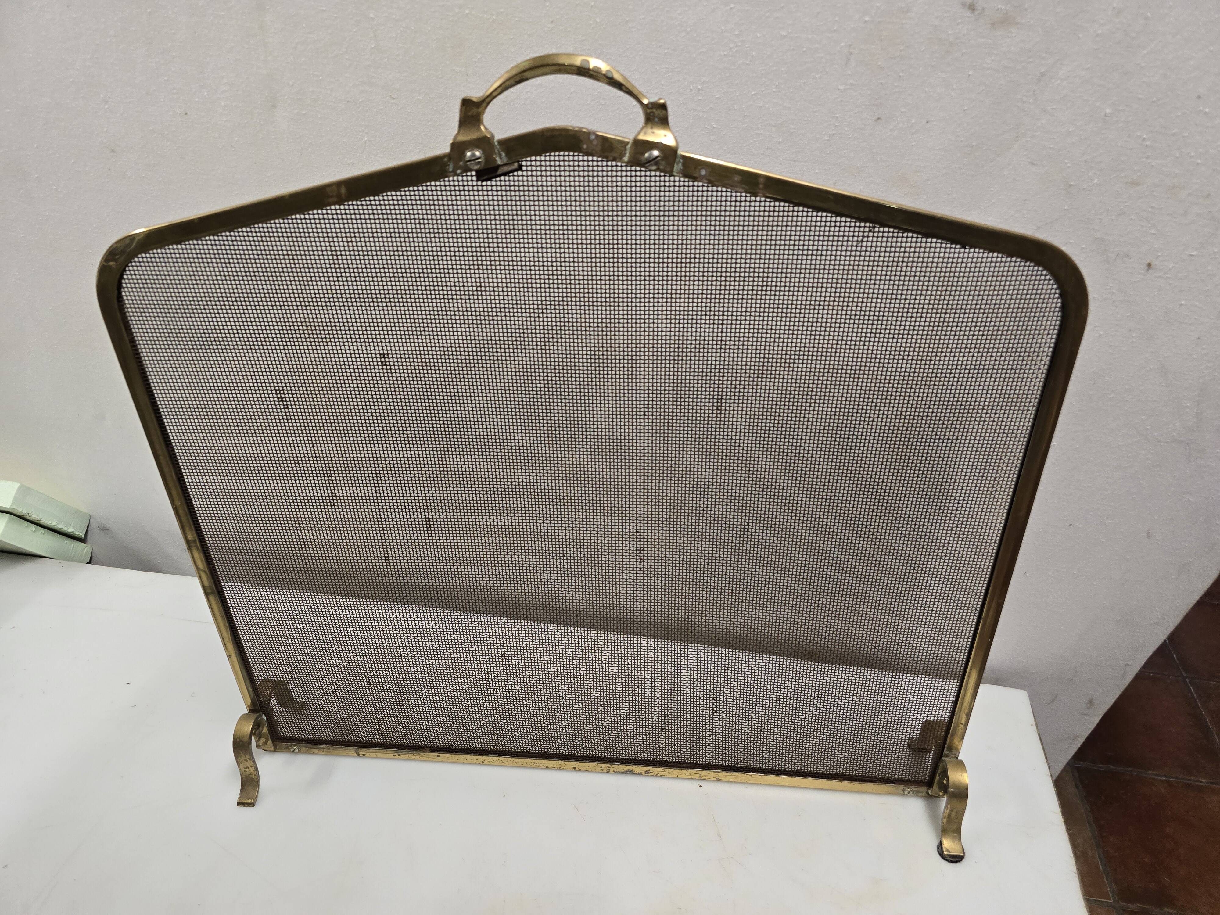 Brass fire screen