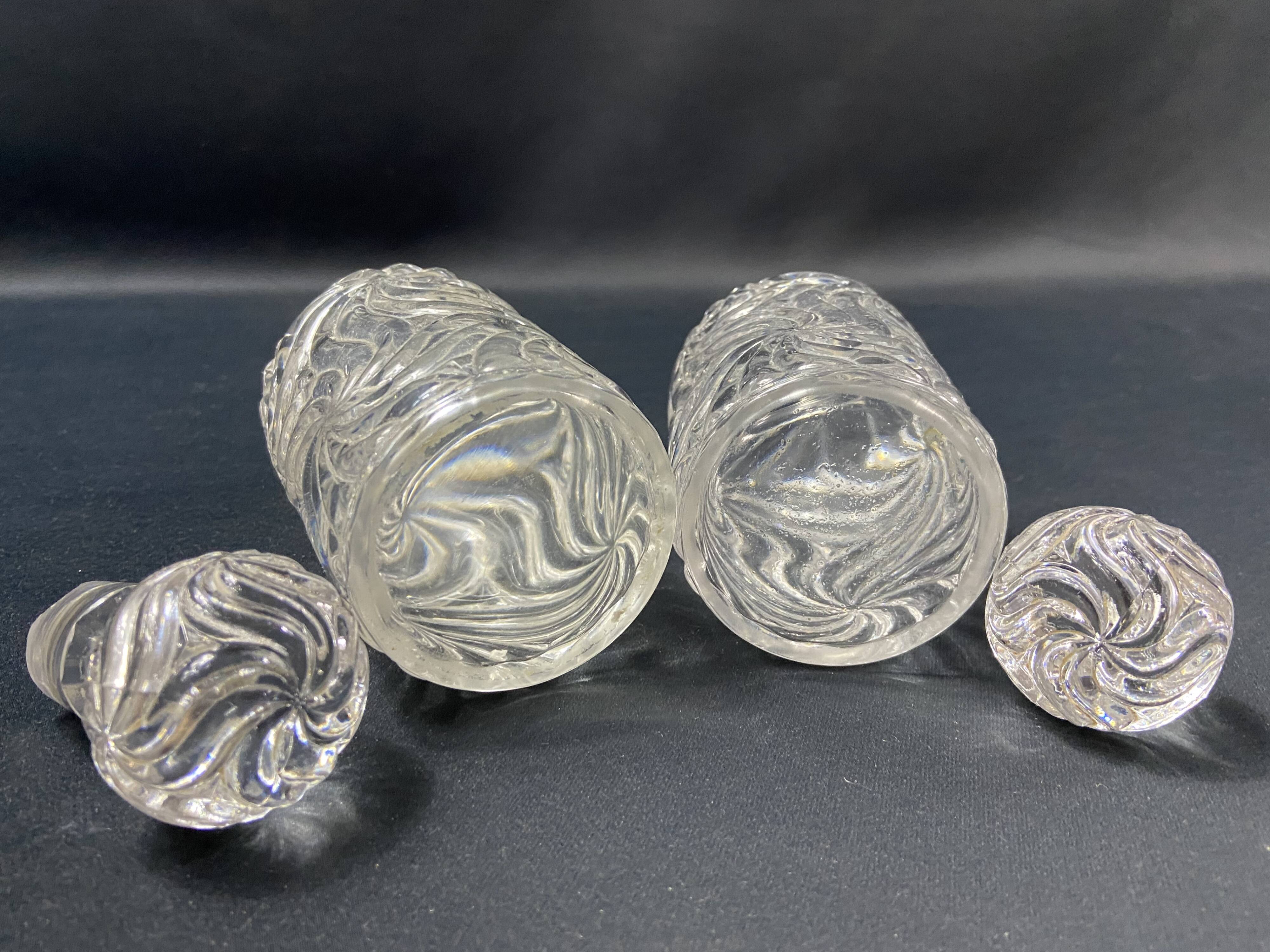 Pair of early 20th century SAINT LOUIS crystal perfume bottles, Fleurs de viole model