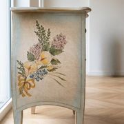 Multicoloured shabby chic wooden dresser set