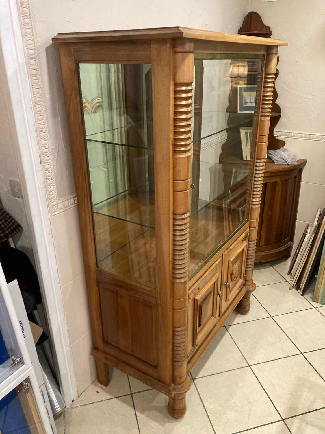 ARGENTIER Vitrine 3 Portes Eclairée Merisier Mobilier Style Regence
