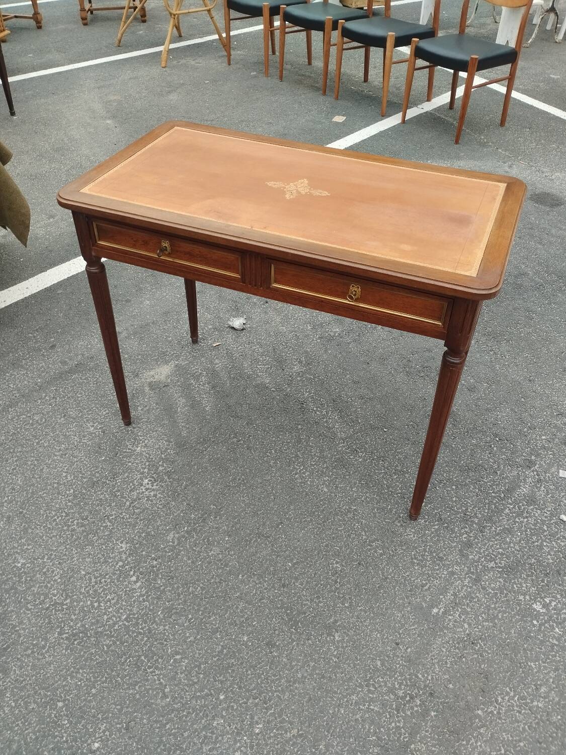 Beau bureau plat ancien style louis xvi