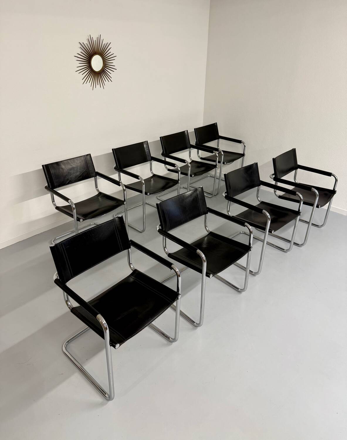 Lot 8 chaises tubulaire style MG5 Grassi en cuir noir vintage 1980