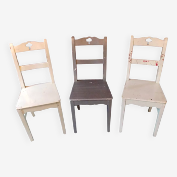 Lot de 3 chaises de campagne