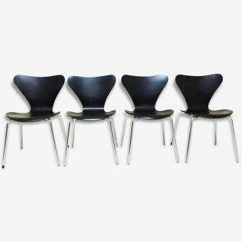 Lot de chaises papillons noires Arne Jacobsen - 1974