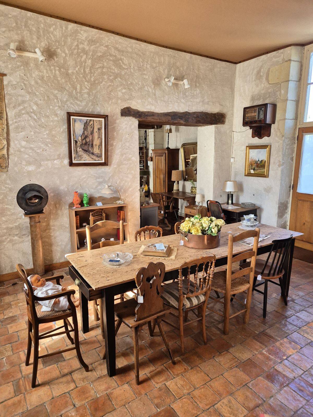 Table ancienne