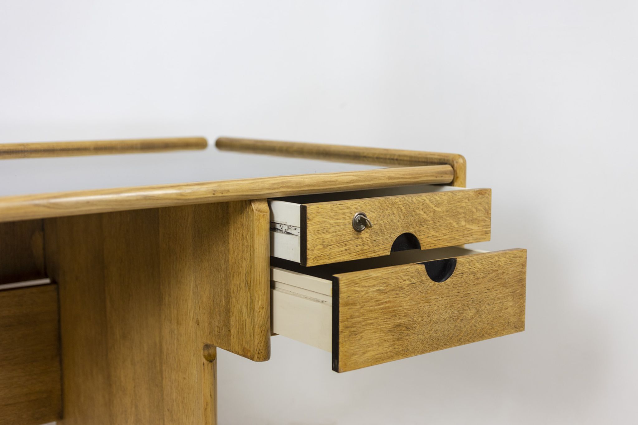 Bureau en chêne, années 1970