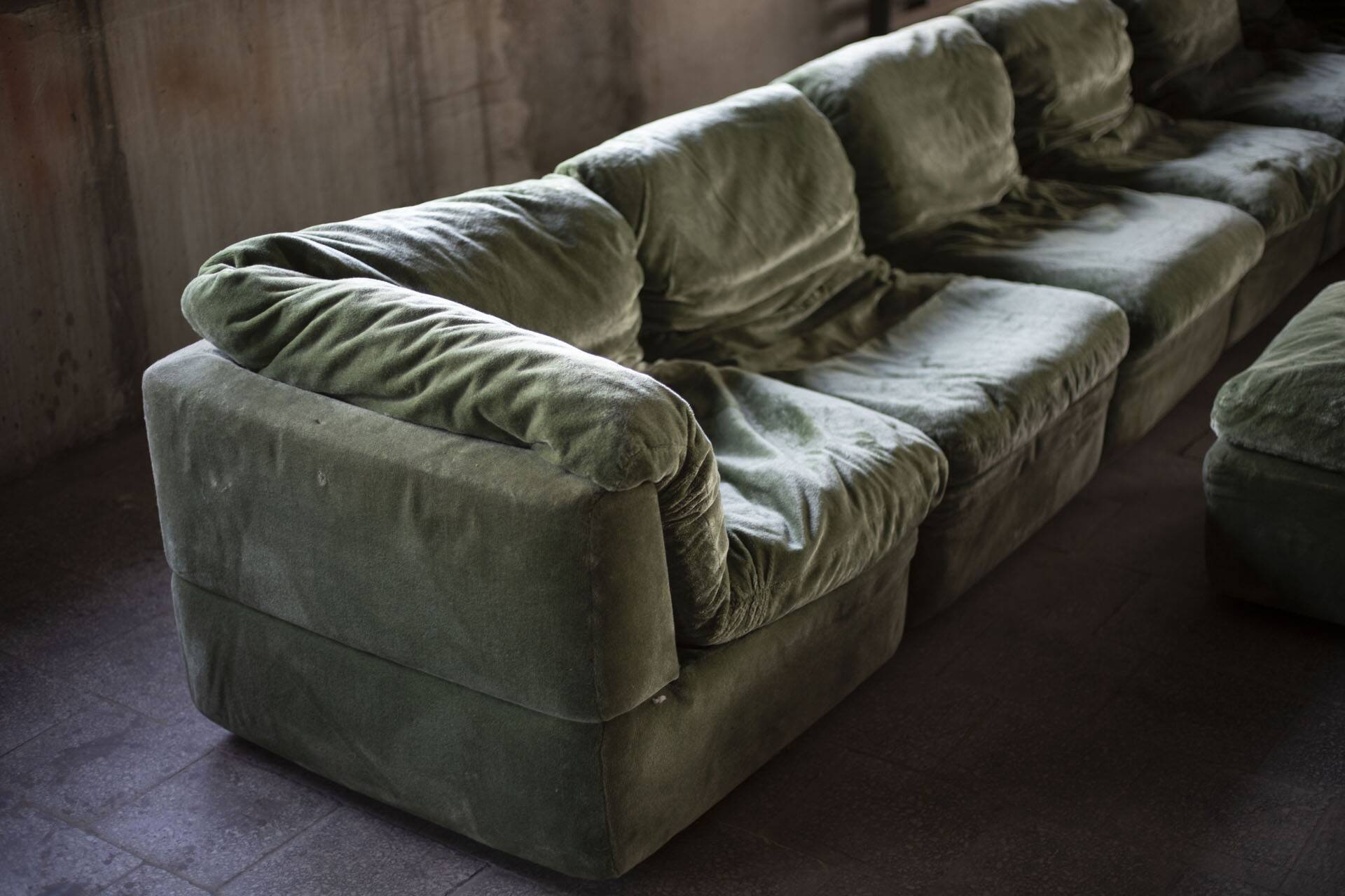 8-piece modular sofa in green velvet, Germany, 1970s