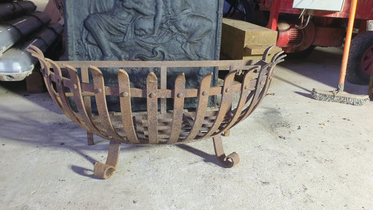 Wrought iron log holder in the shape of a semicircle - 20th century
