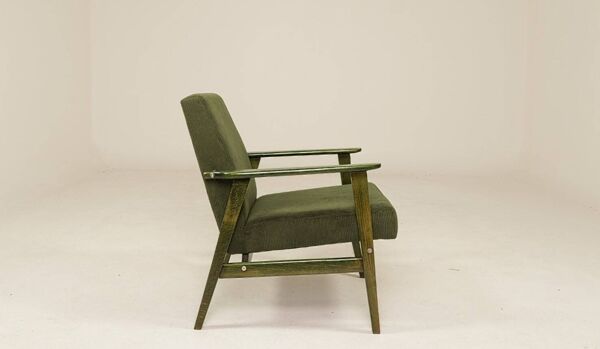 Fauteuil vintage en velours côtelé vert olive, bois vert