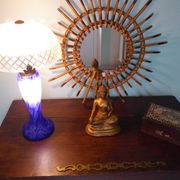 Lamp to lay, crystal lampshade cut with brass rosette, lamp foot in glass pase