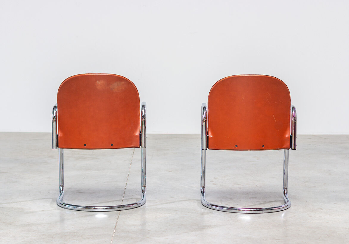 Two leather chairs Tobia Scarpa Design Dialogo Modernist, 1970