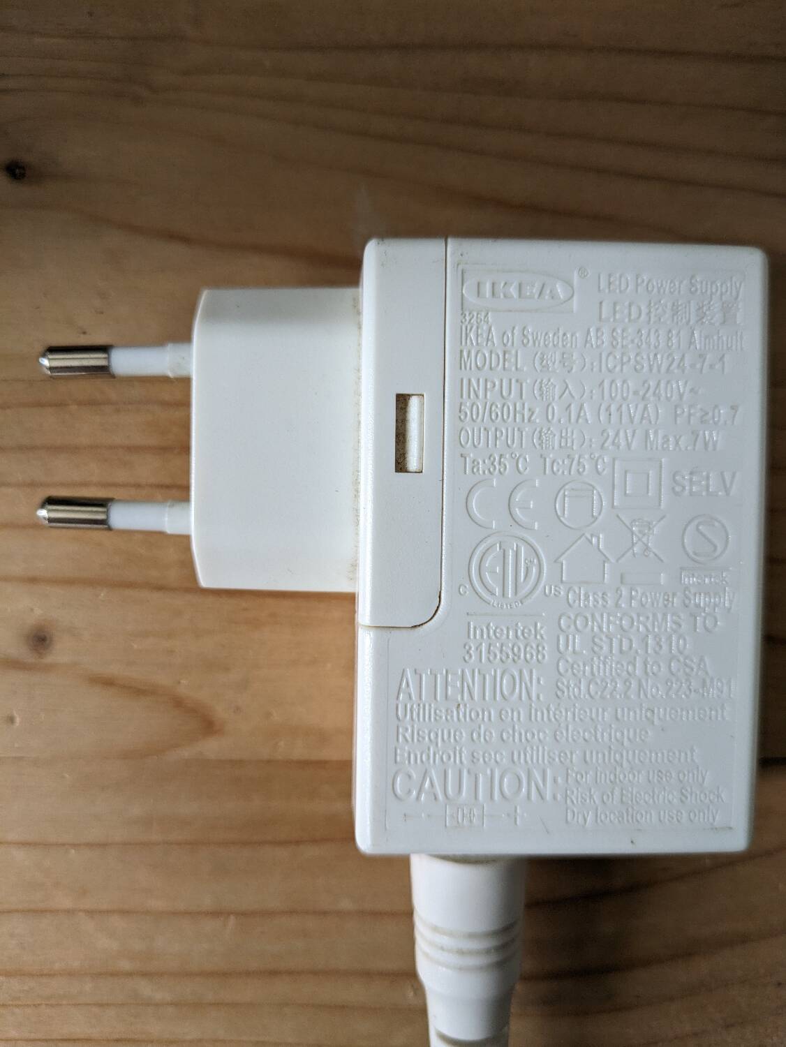 Skojig Ikea wall light or night light