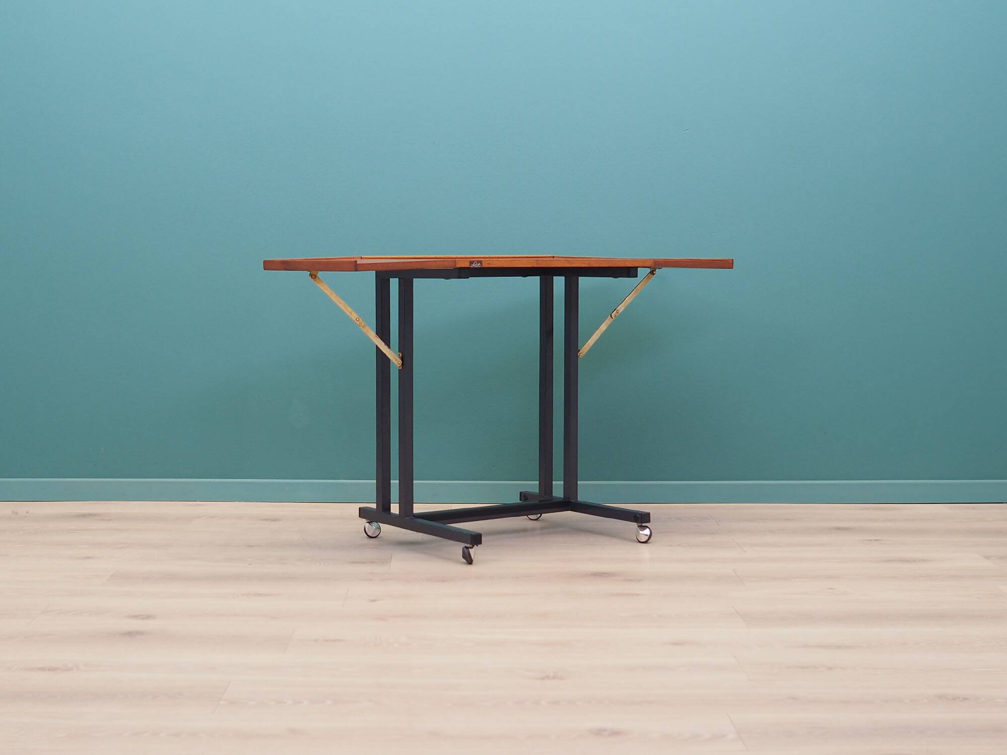 Troley table, Danish design, 1970s, production: Labofa Møbler