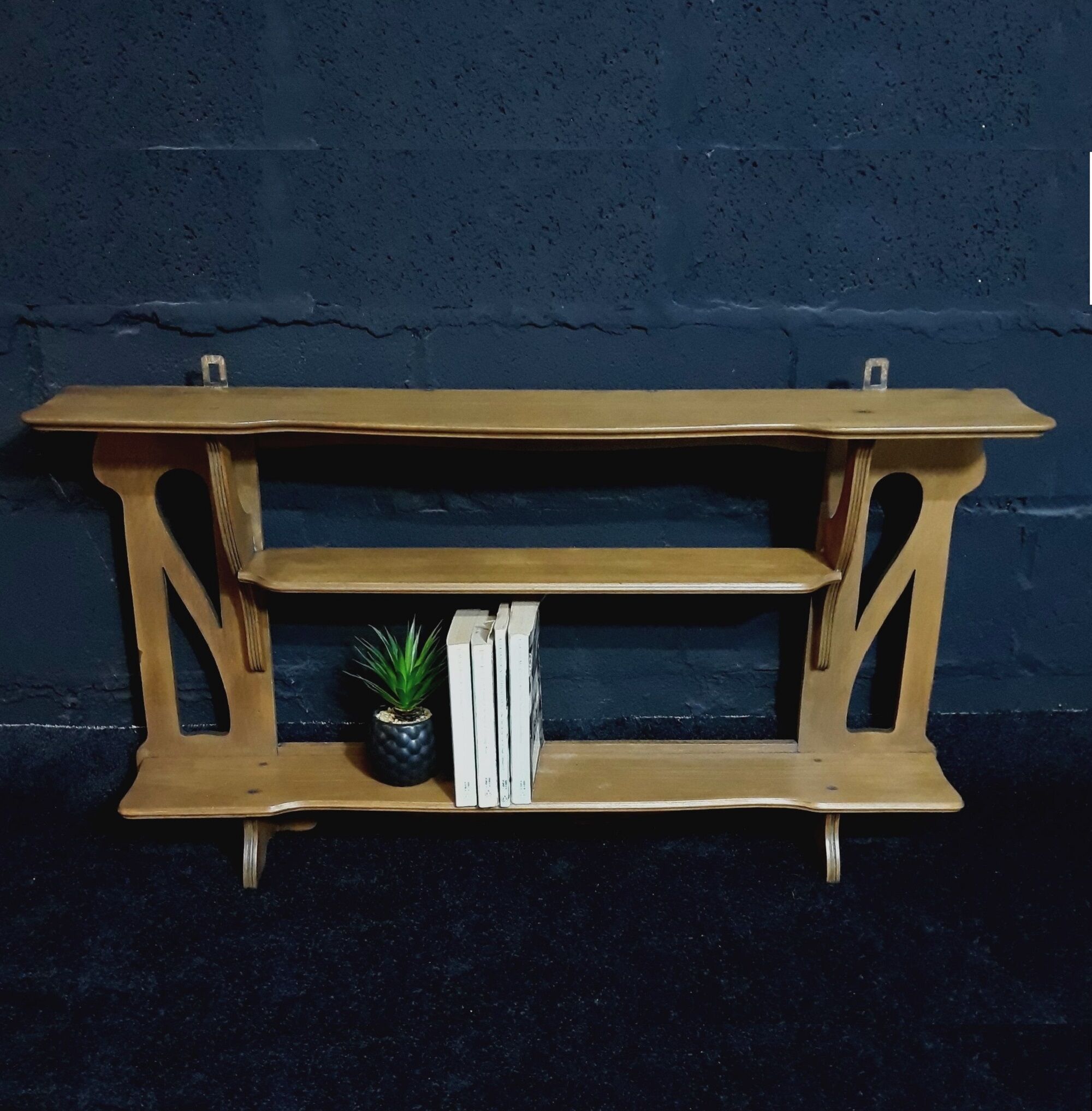 Art nouveau murale shelf