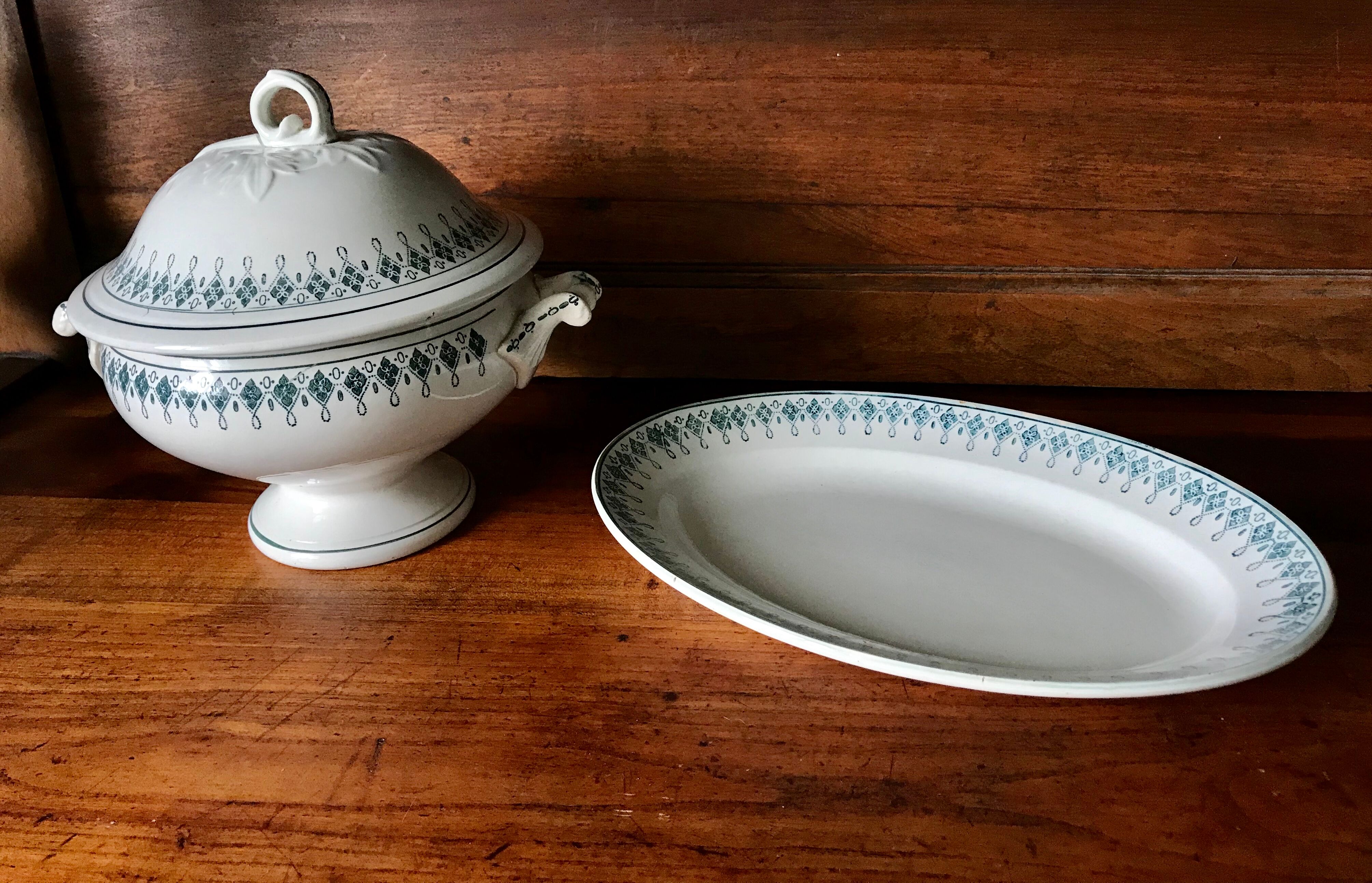 Saint Amand Oval Plate