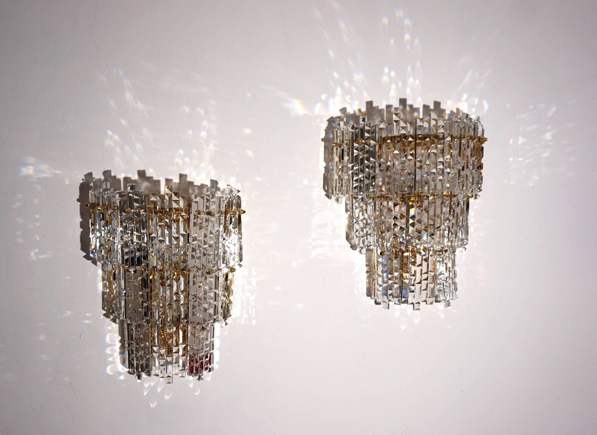 Set of 2 Kinkeldey Hollywood Regency waterfall crystal glass wall lights, 1970