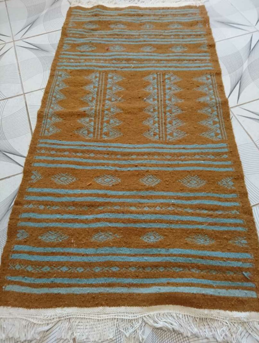 Berber carpet and blue 118 x 61 cm