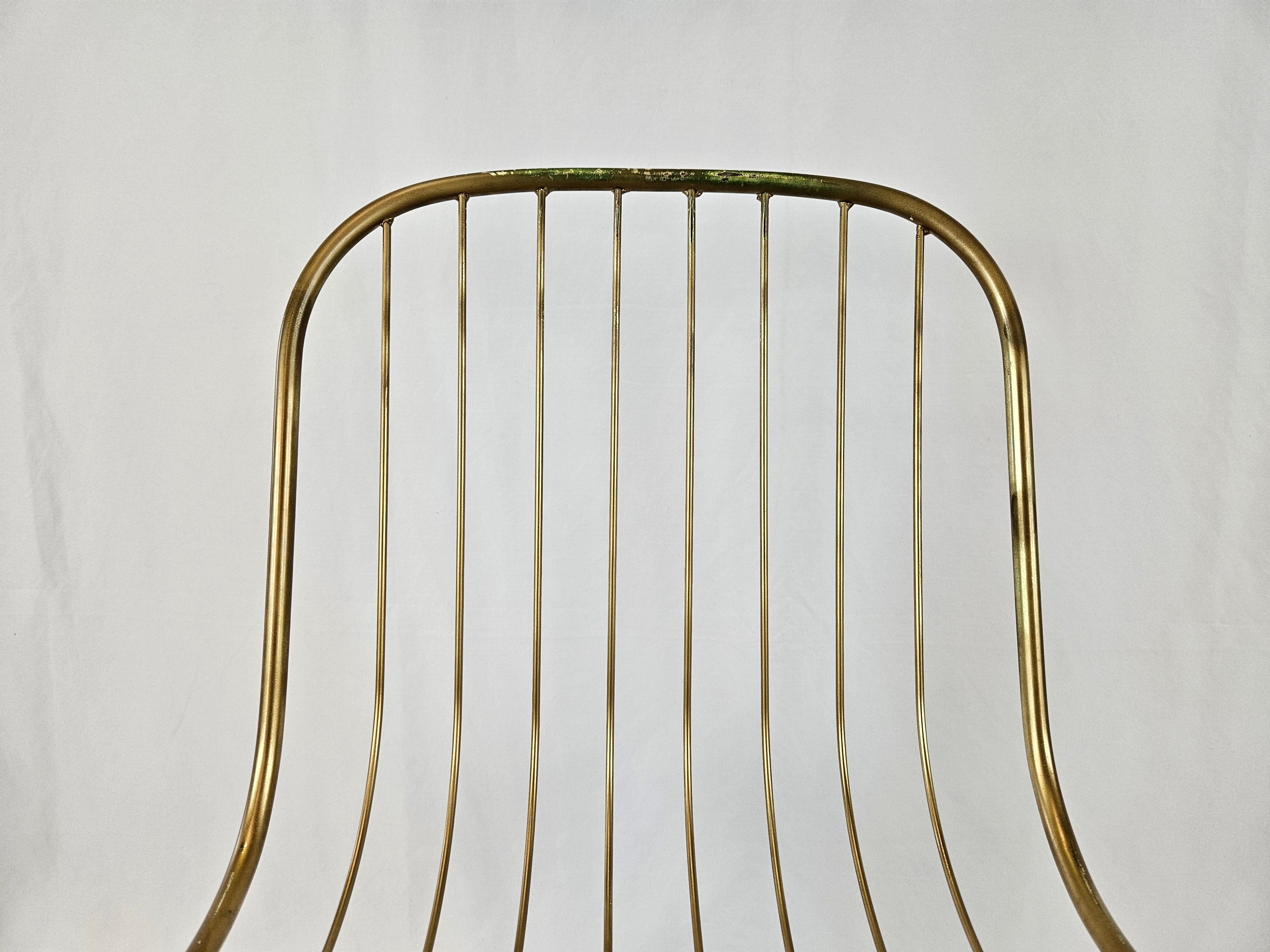 70s chair in metal