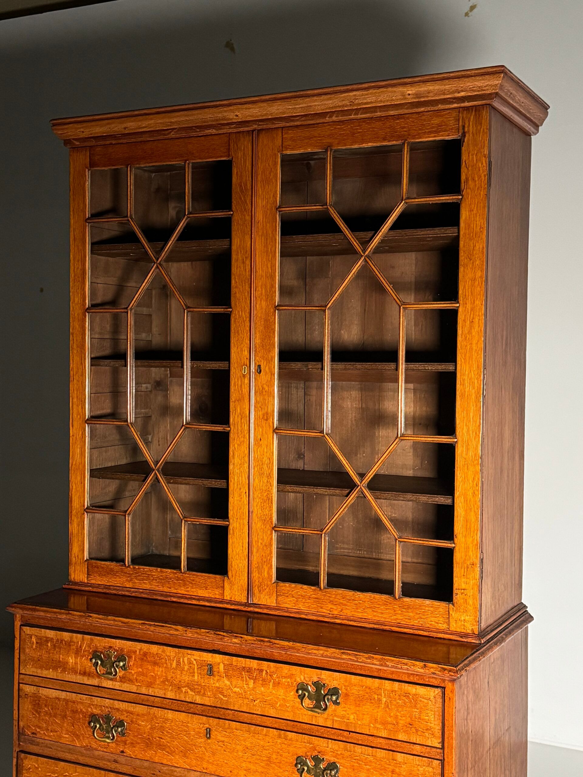 Bureau bibliothèque anglais vers 1800