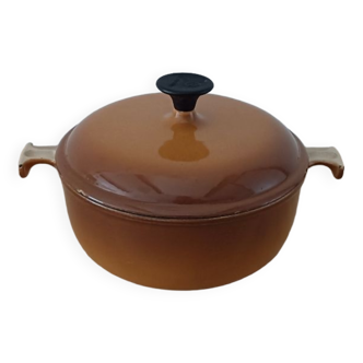 Cocotte Le Creuset marron Enzo Mari la Mama