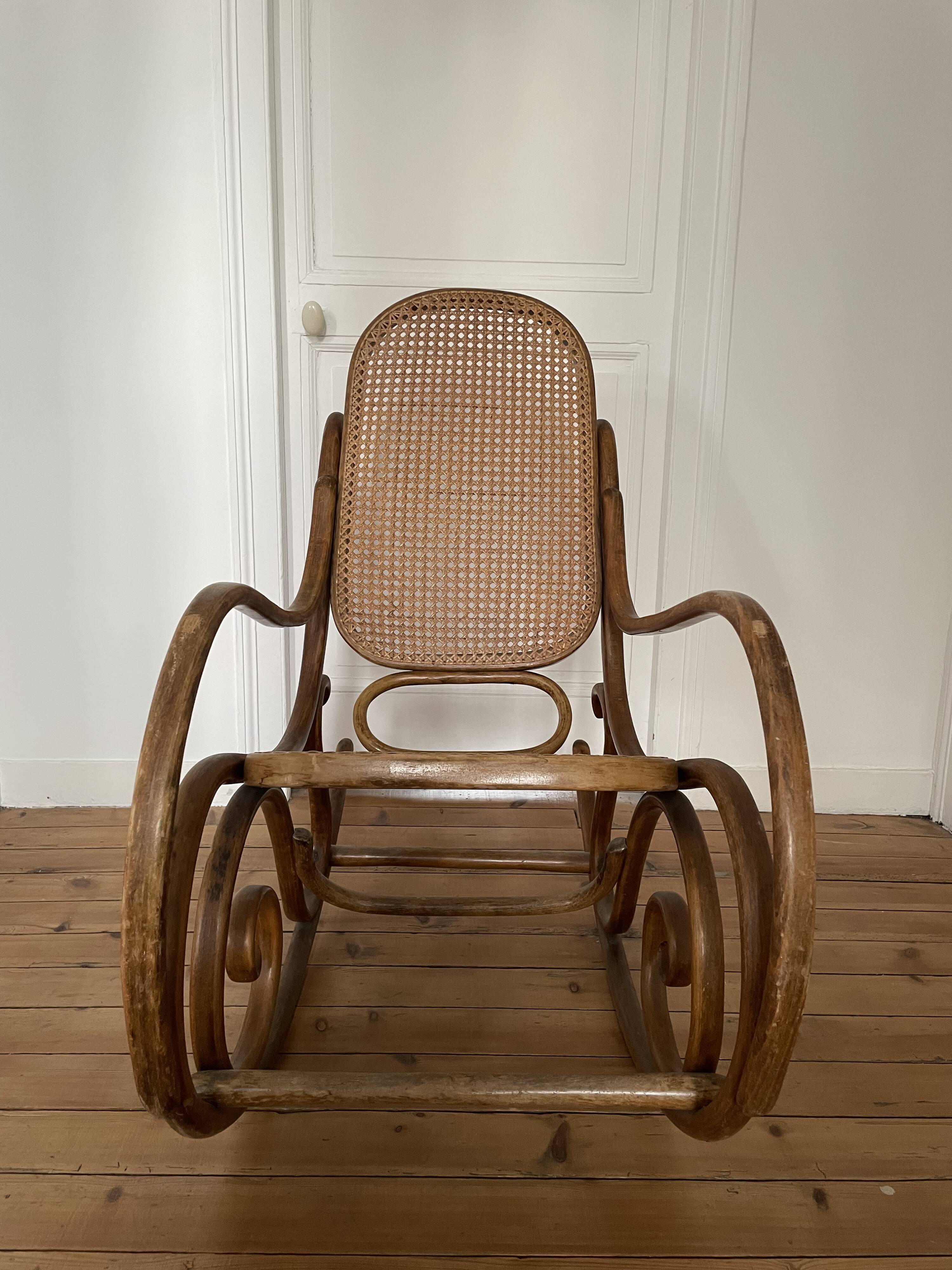 Rocking chair Thonet N.10