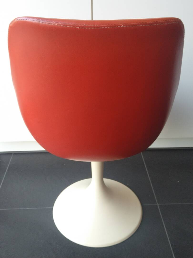 Chaise baquet vintage orange (plastique + cuir)