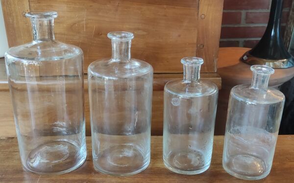 Série 4 flacons d apothicaire pharmacie verre soufflé