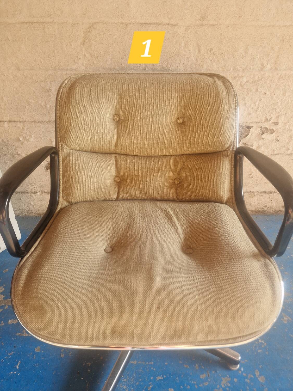 Set of 4 Charles Pollock style armchairs for Knoll