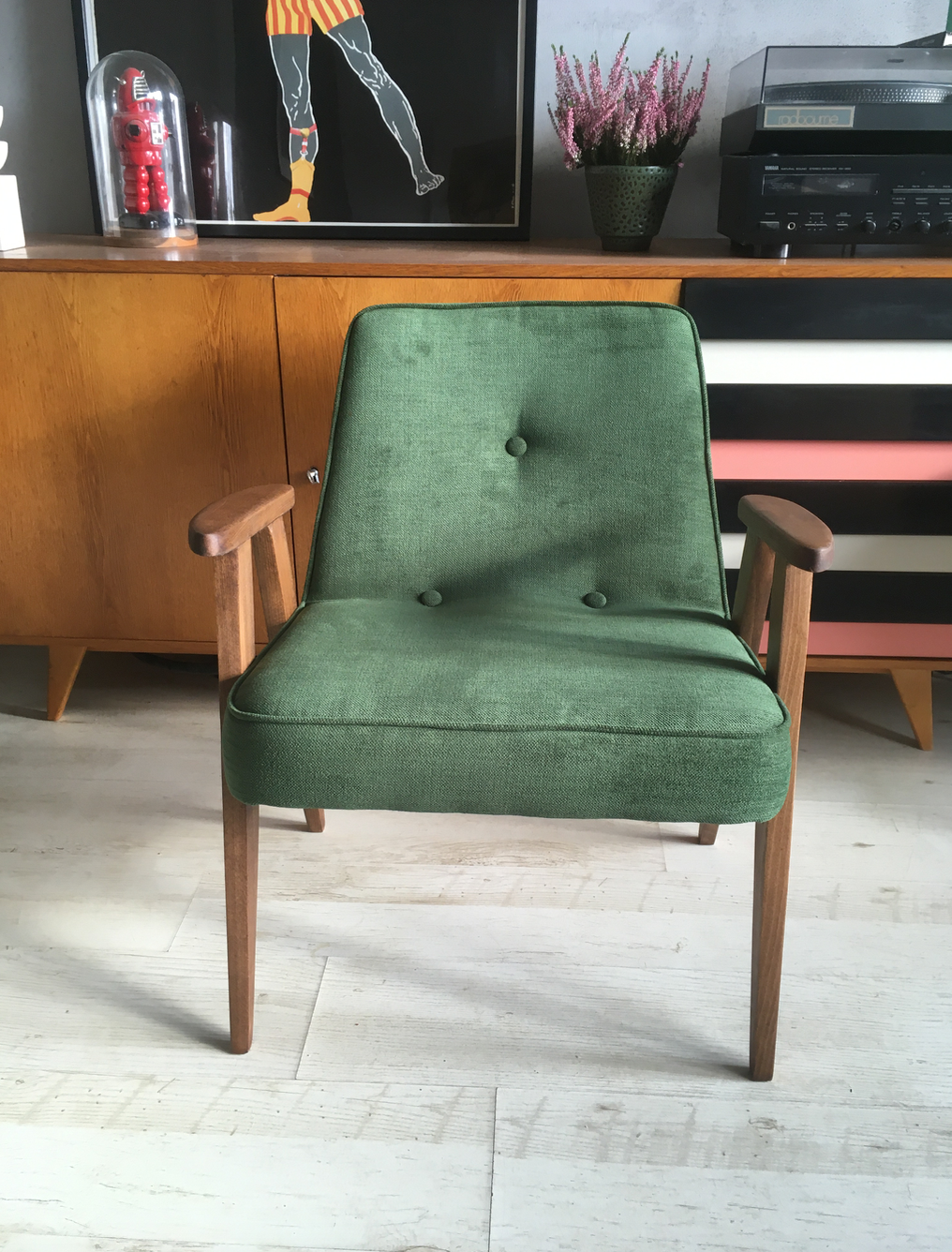 Fauteuil original polonais du milieu du siècle 366 conçu en 1962 par Józef Chierowski