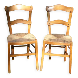 2 chaises en pailles