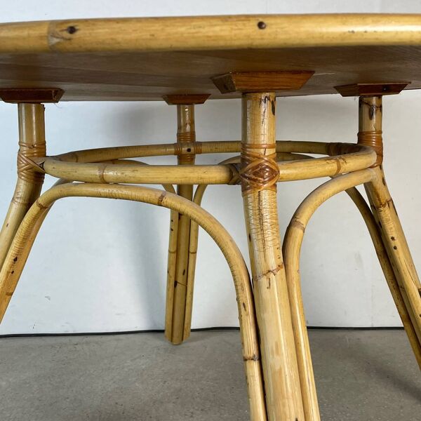 Table ronde en bambou