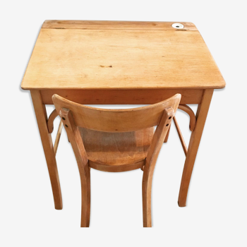 Bureau enfant et sa chaise baumann