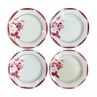 Quatre assiettes en porcelaine de Gien