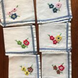Set of 6 embroidered towels