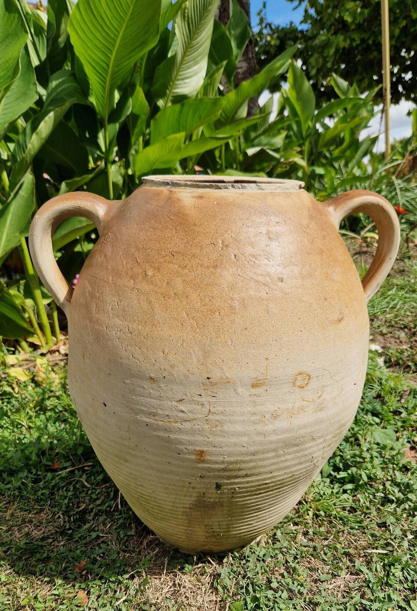 Stoneware jar from Puisaye