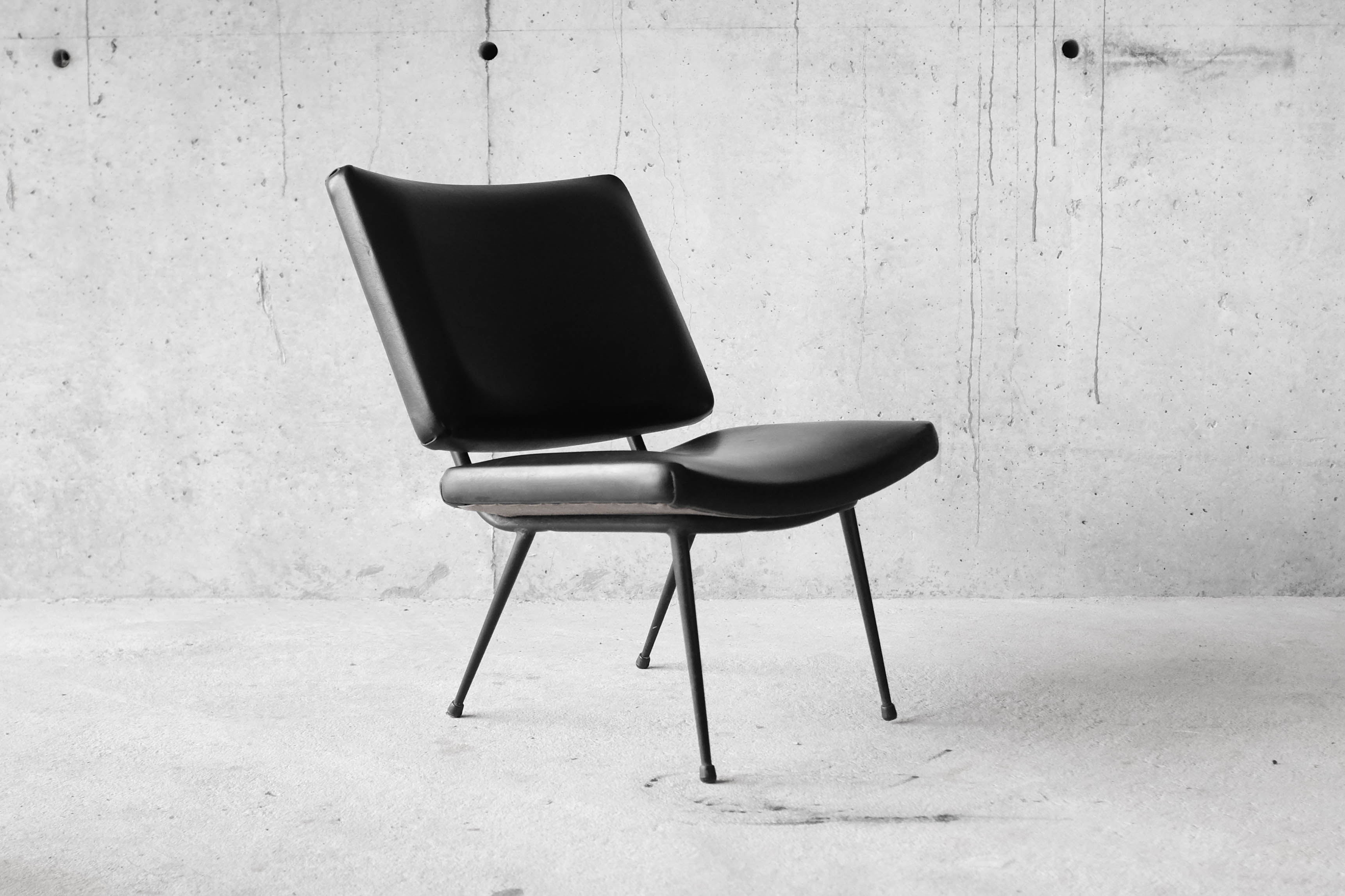 Armchair design vintage 60s black