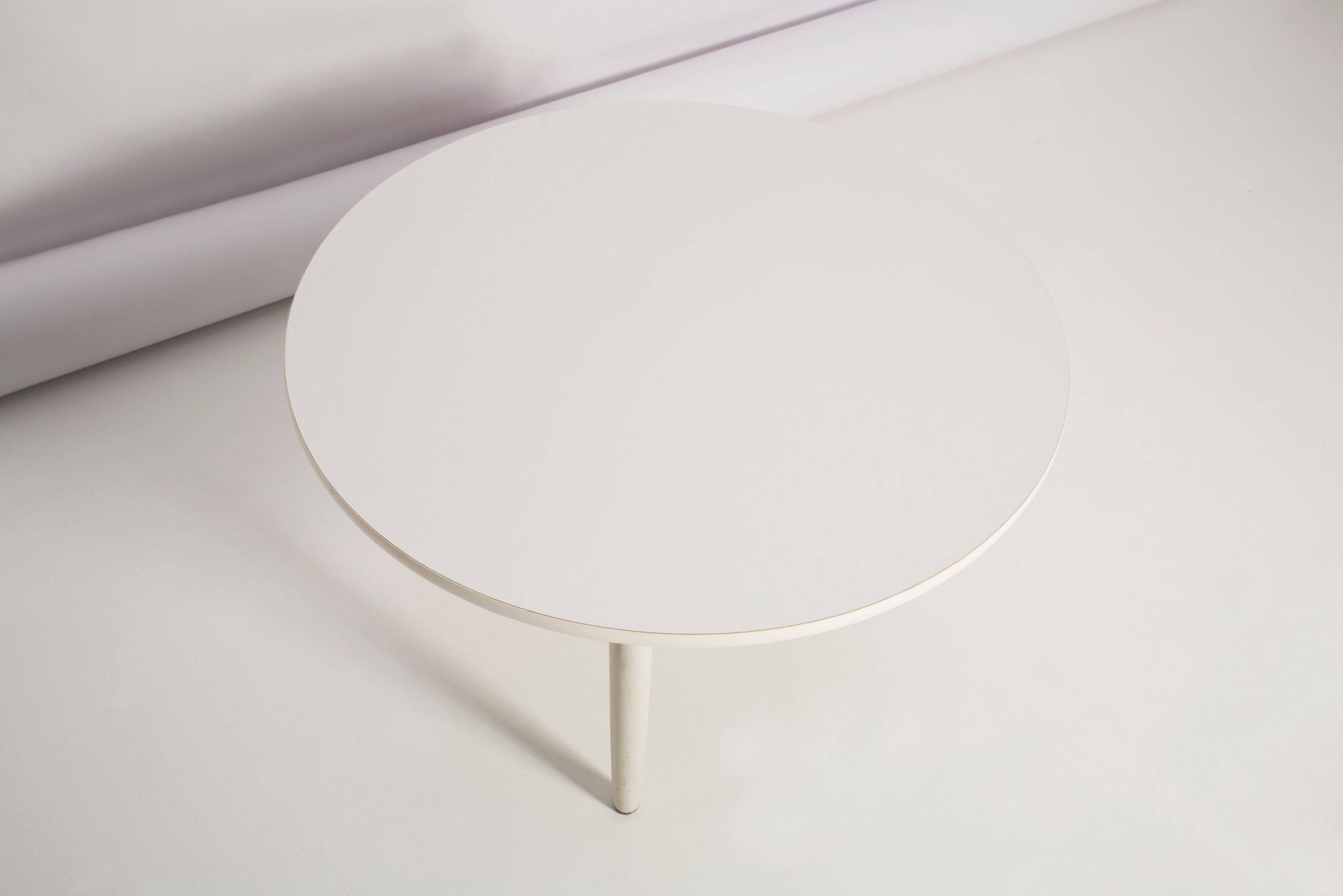 Tabouret et table vintage blanche, Danemark, 1960
