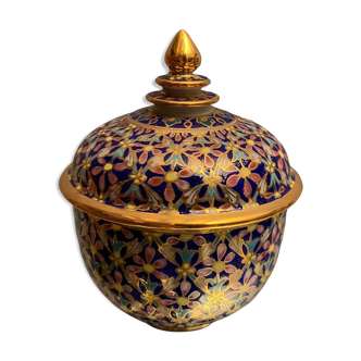 Sweeten pot covered porcelain Thailand