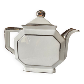 Porcelain teapot B&Co Limoges.
