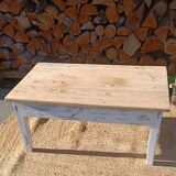 Farm table