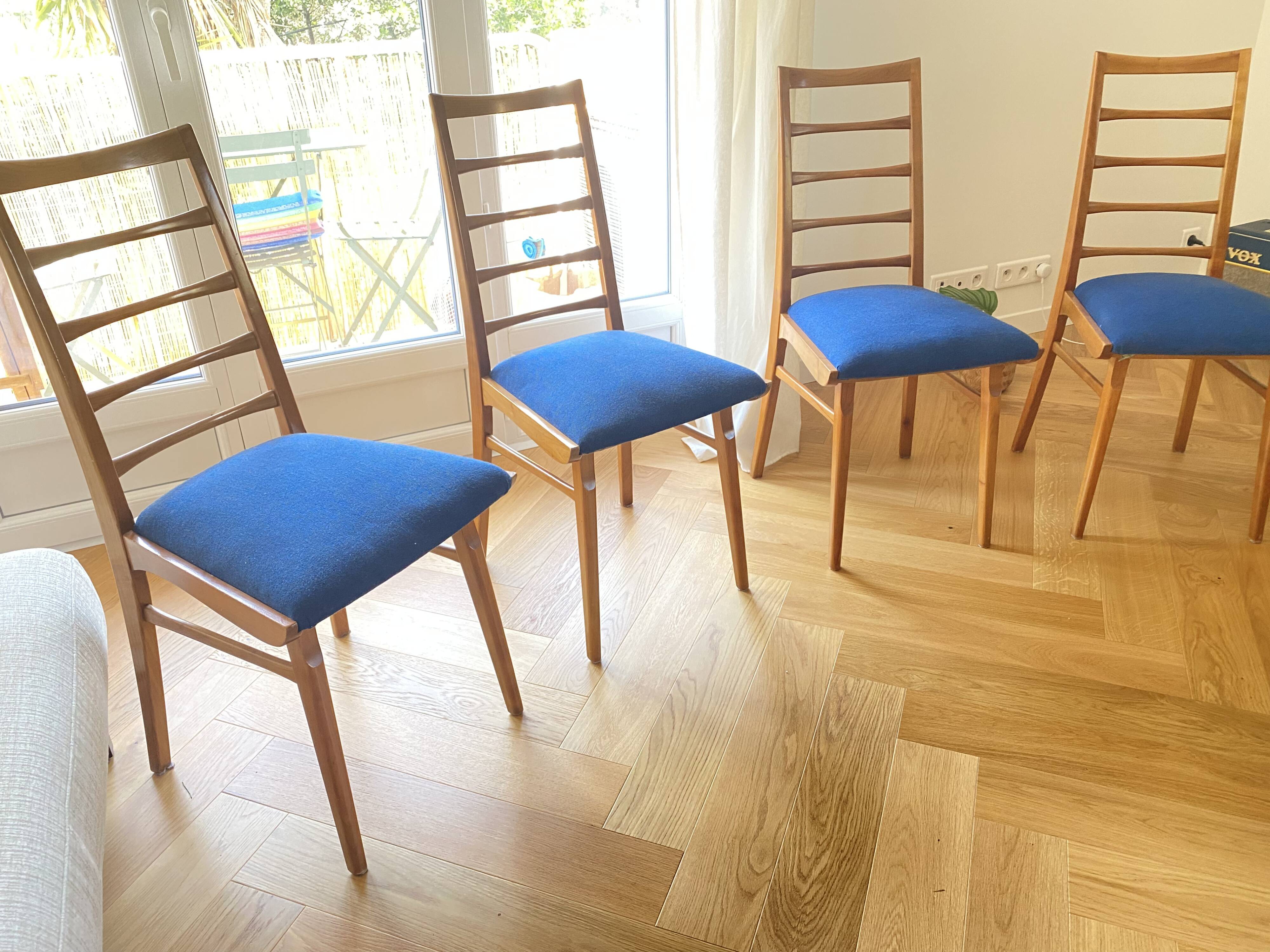 Set of 4 vintage Scandinavian chairs from the 1960s with ladder back.