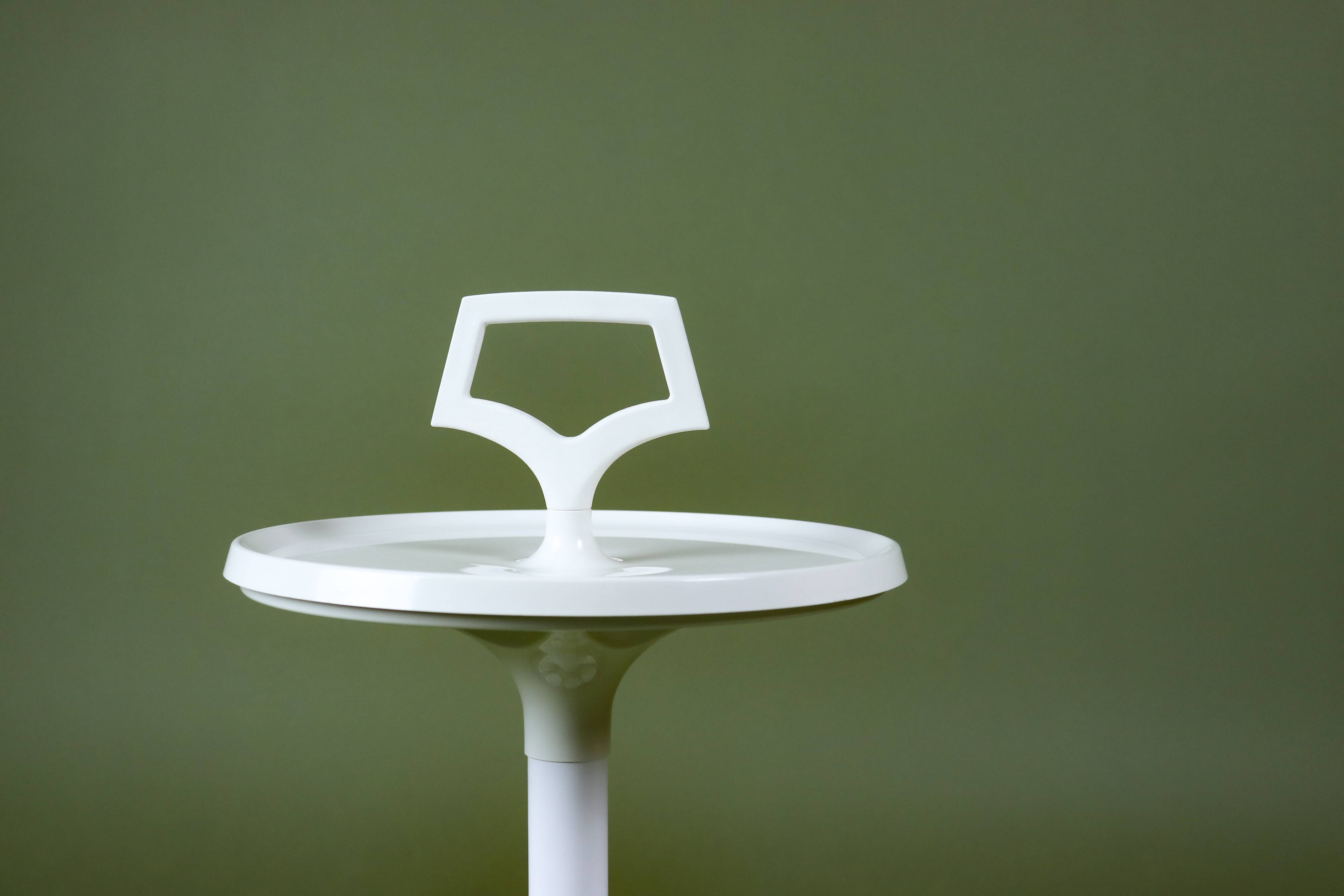 Table d'appoint bar space age seventies blanc plexi fumé Made In Holland