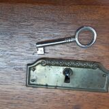Oak chest of drawers and art deco marble.