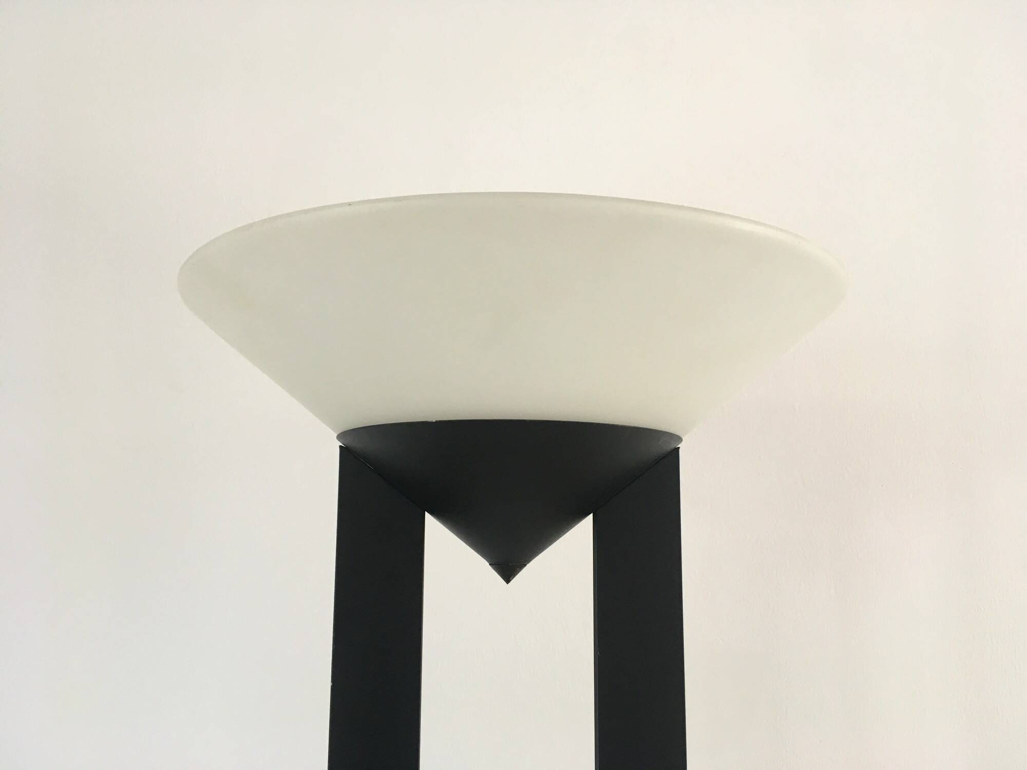 Vintage Italian floor lamp from the 80s