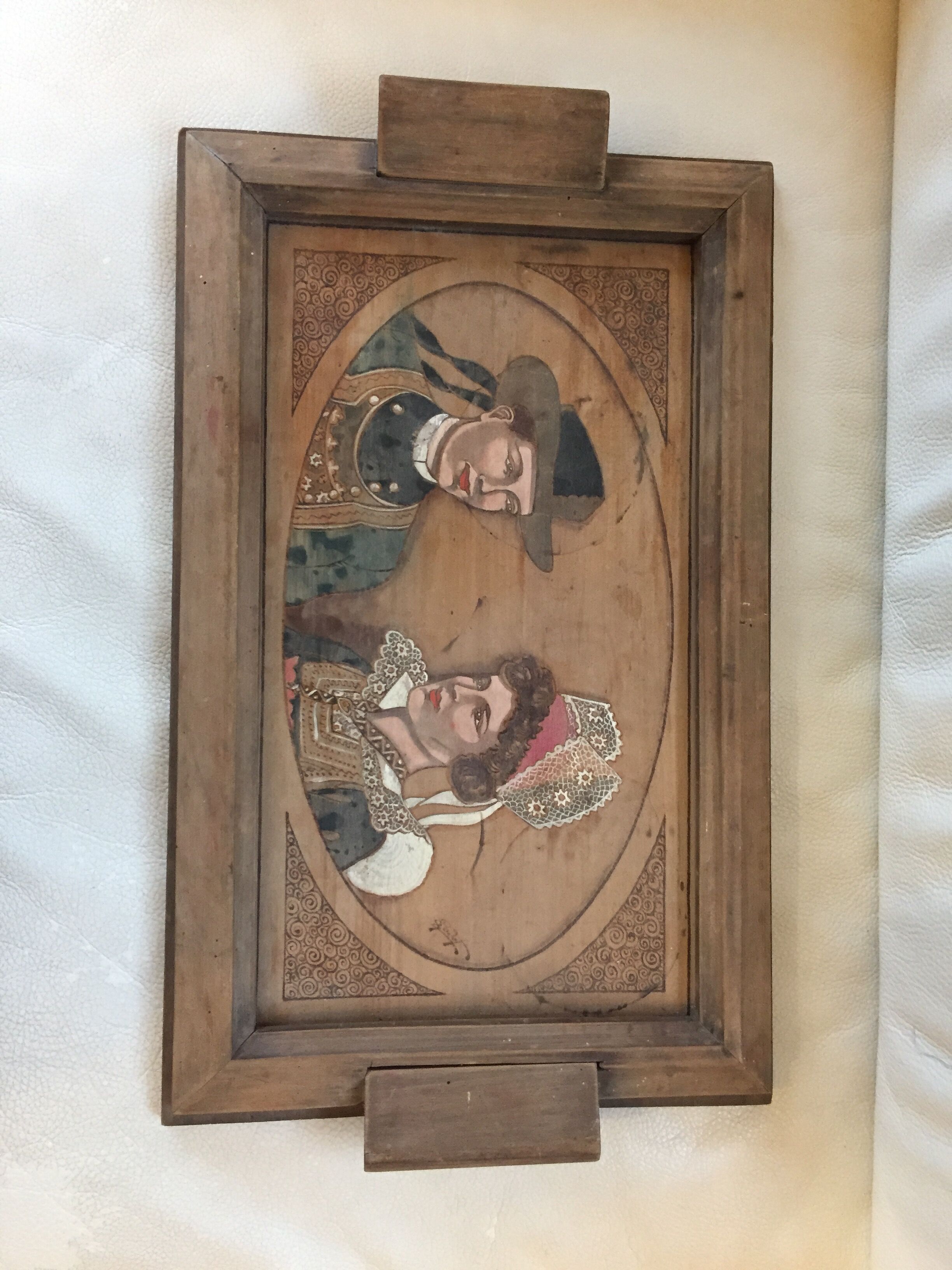 Pyroengraved and painted tray Breton couple