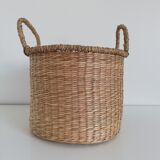 Wicker basket / basket