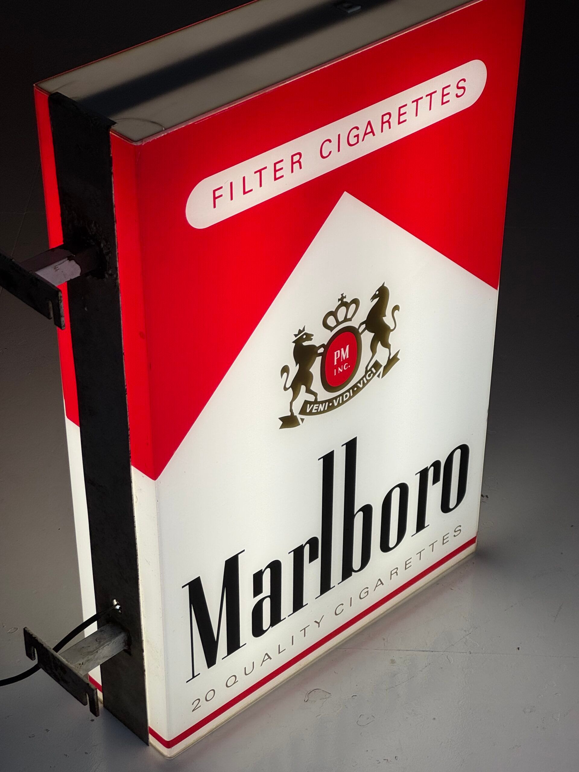 Boîte de Marlboro light 1980-1990