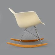 Chaise à bascule RAR par Charles & Ray Eames pour Vitra, années 1950