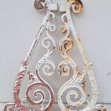 Hunting wheels gate jib bourgeois house in cast iron 19th