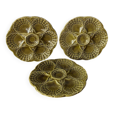Lot de 3 assiettes à huîtres vintages en barbotine verte Sarreguemines